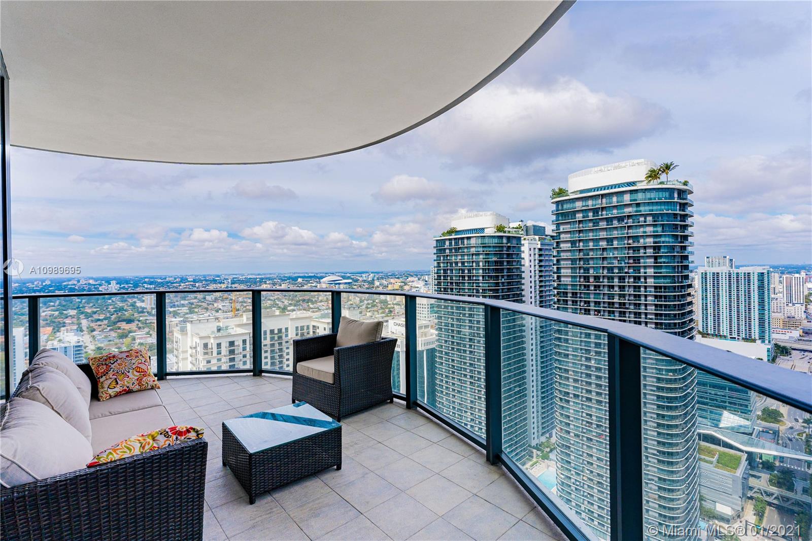 Miami, FL 33131,1000 Brickell Plaza #4512