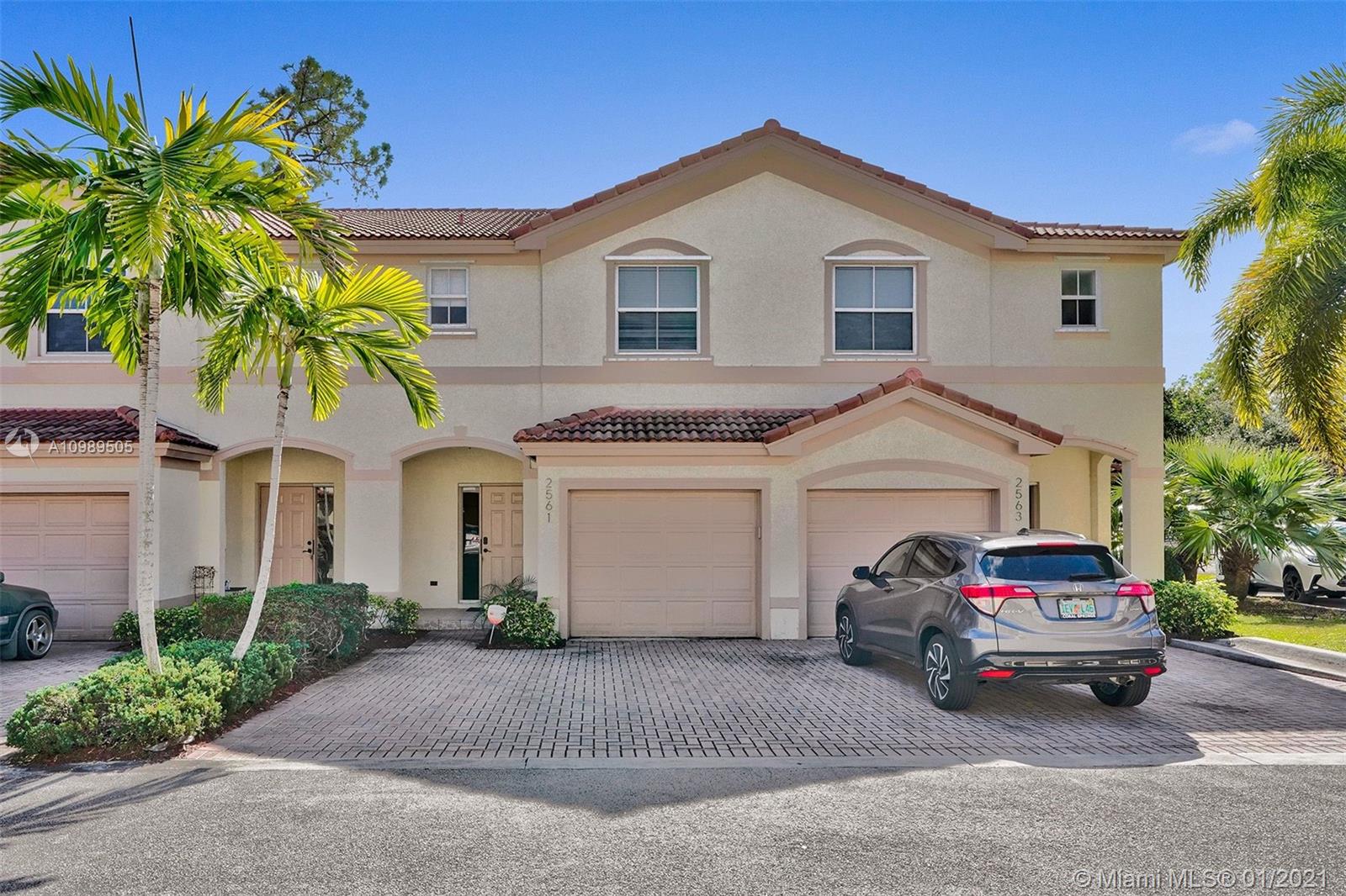 Coral Springs, FL 33065,2561 Riverside Drive #2561