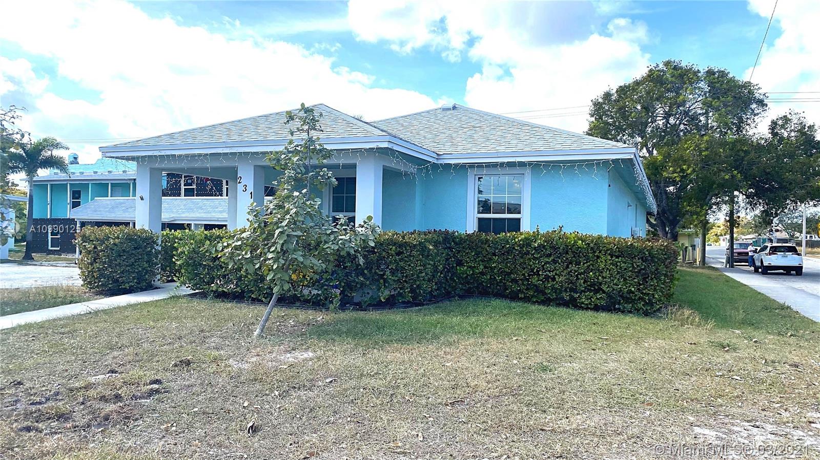 Lake Worth, FL 33460,231 N H St