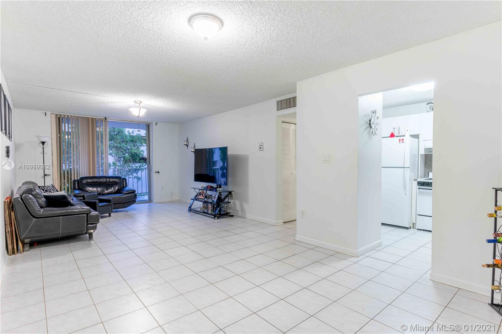 Hialeah, FL 33012,4675 W 18th Ct #211