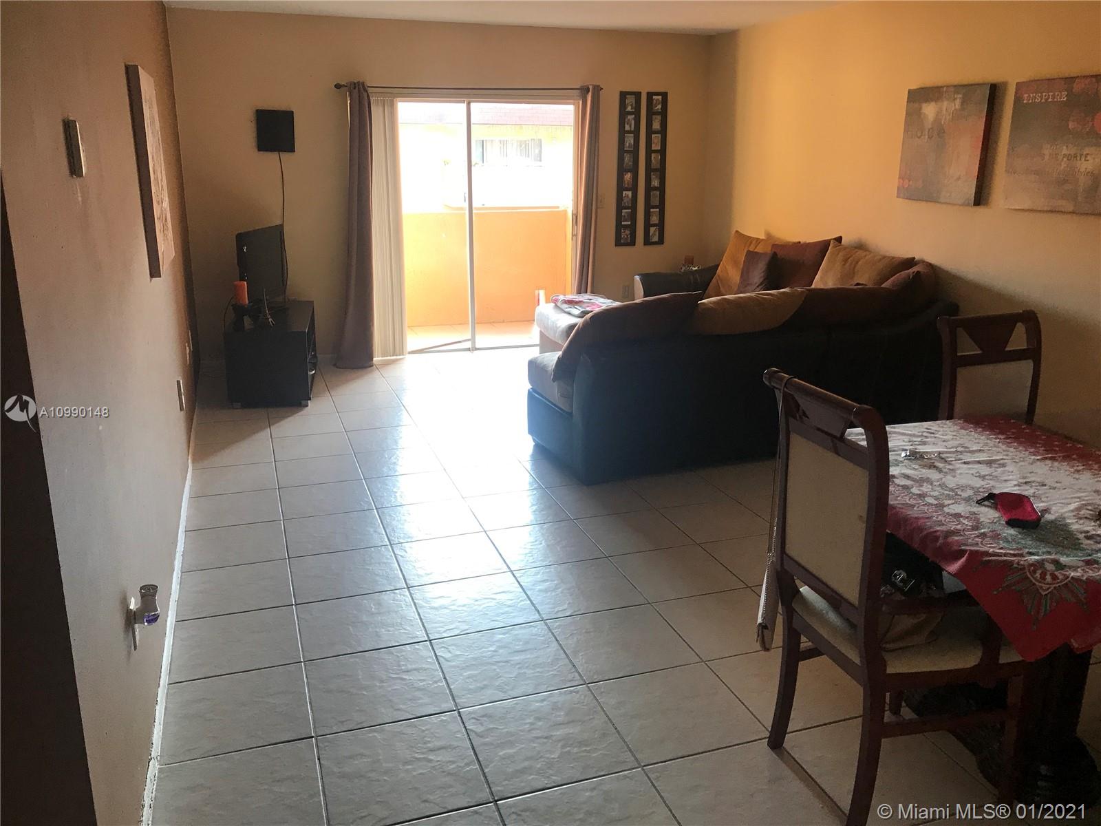 Miami, FL 33176,9962 SW 88th St #723-7