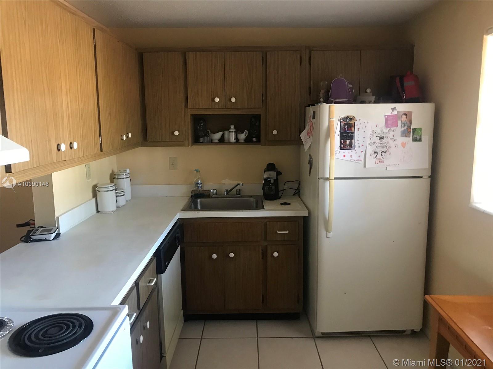 Miami, FL 33176,9962 SW 88th St #723-7