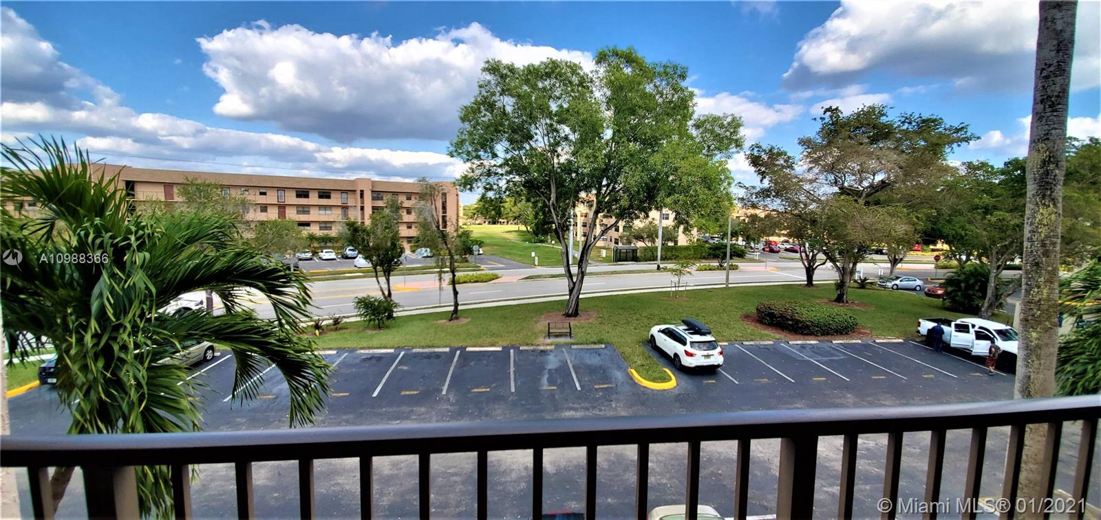 Sunrise, FL 33322,10466 Sunrise Lakes Blvd #308