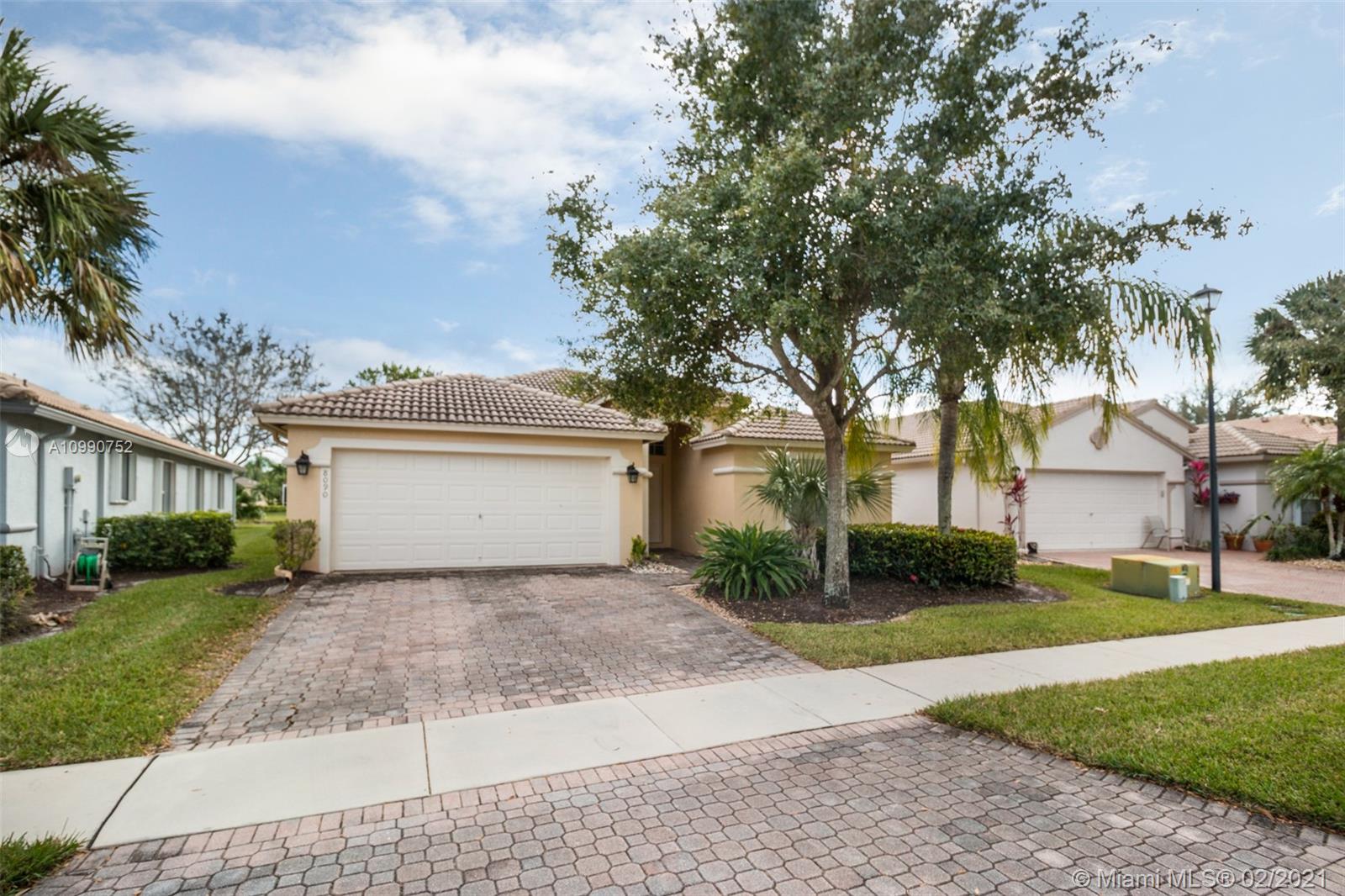 Boynton Beach, FL 33472,8090 Duomo Cir