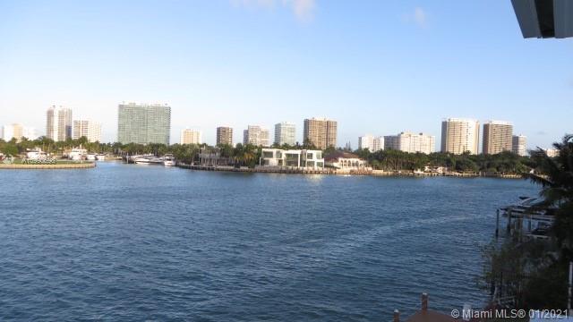 Bay Harbor Islands, FL 33154,10281 E Bay Harbor Dr #PH