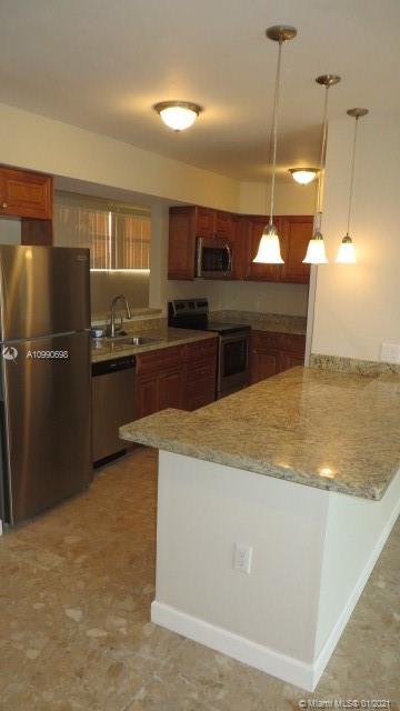 Bay Harbor Islands, FL 33154,10281 E Bay Harbor Dr #PH