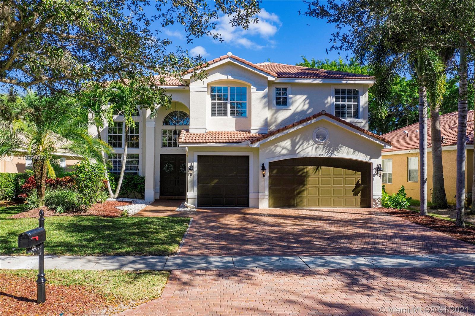 9718 Napoli Woods Ln, Delray Beach, FL 33446