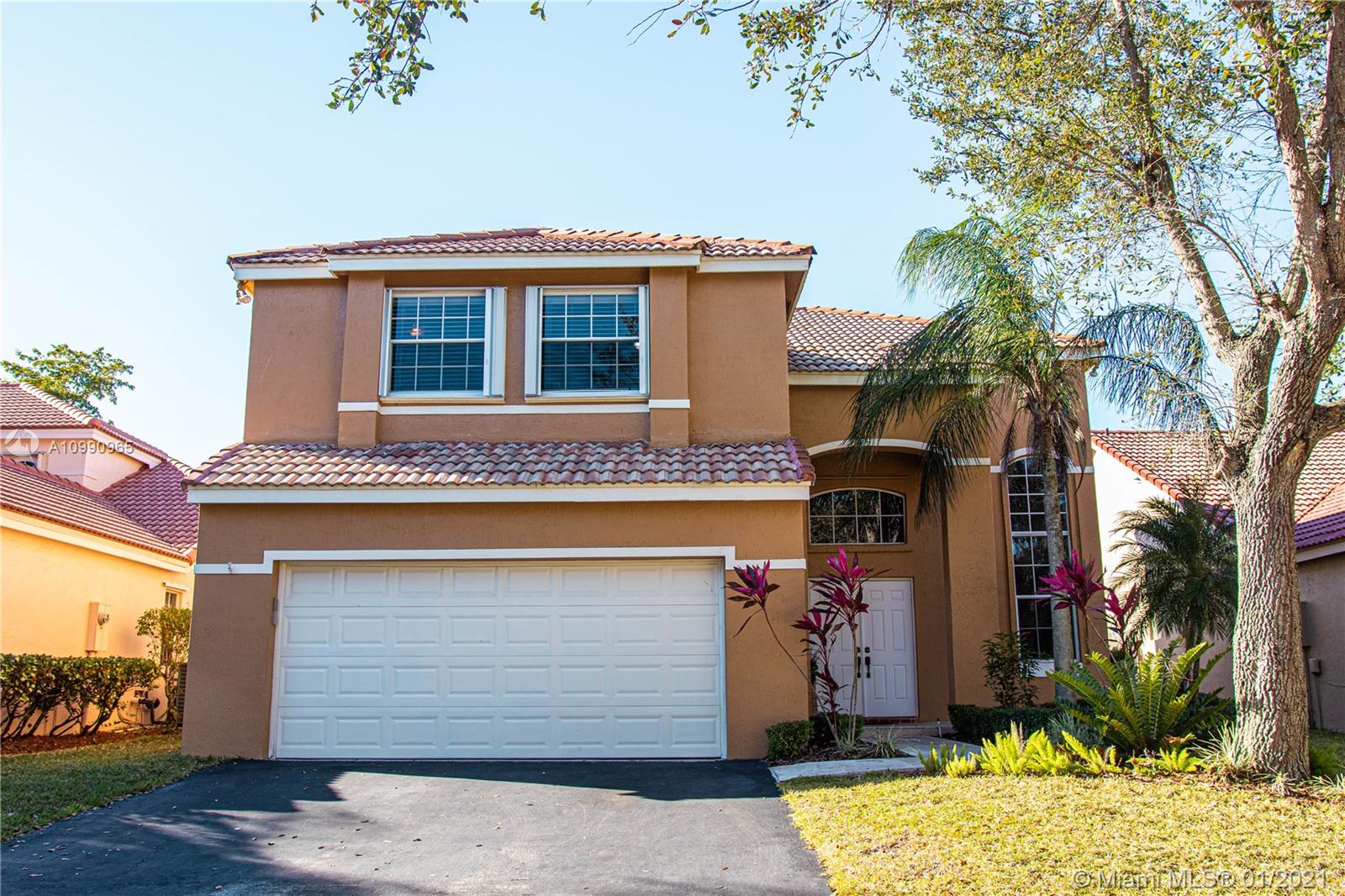 Weston, FL 33326,1375 Bayview Cir