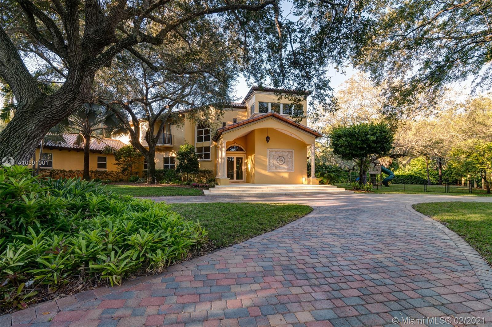 Palmetto Bay, FL 33158,7000 SW 139th St