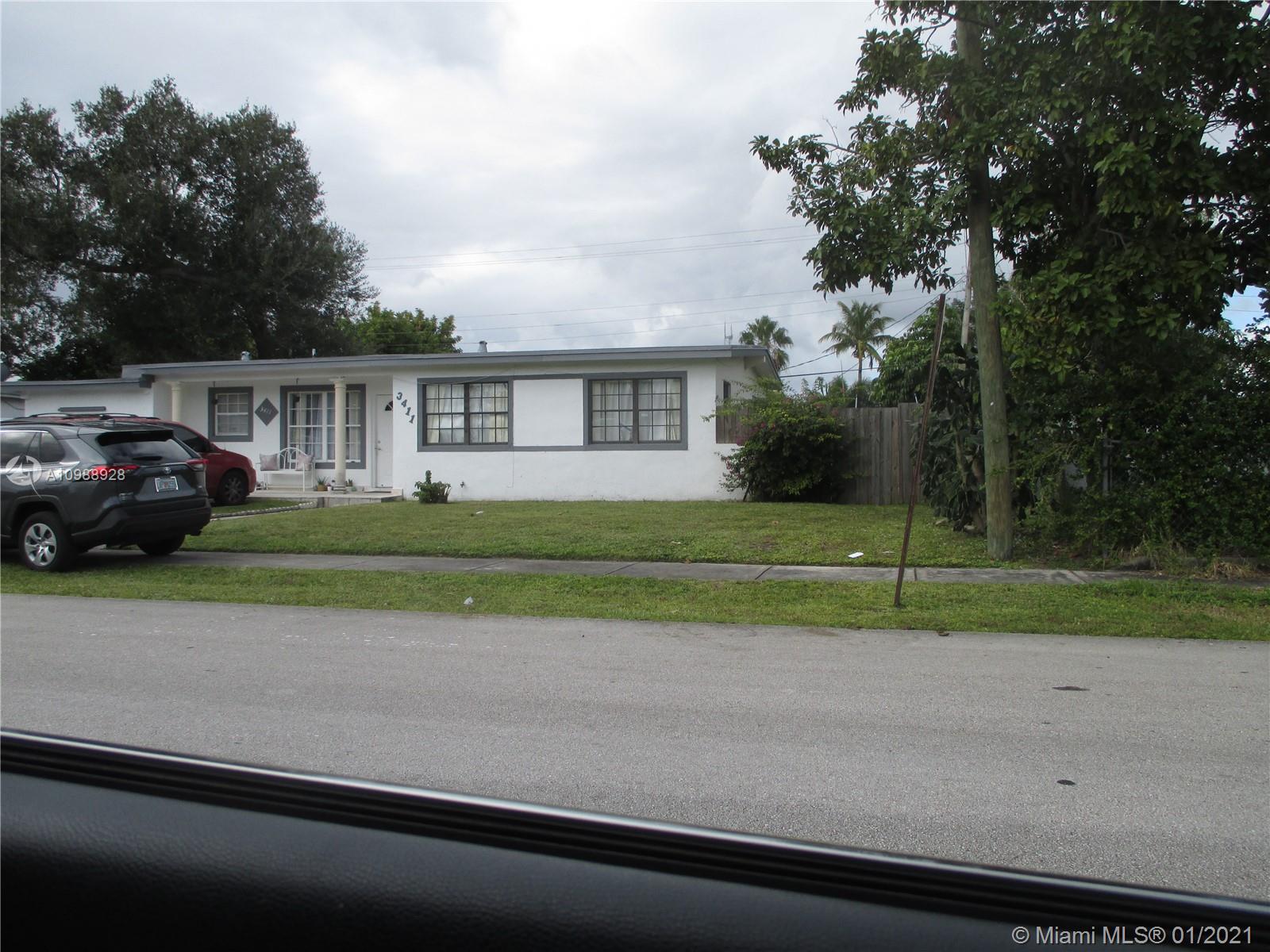 3411 SW 39th St, West Park, FL 33023