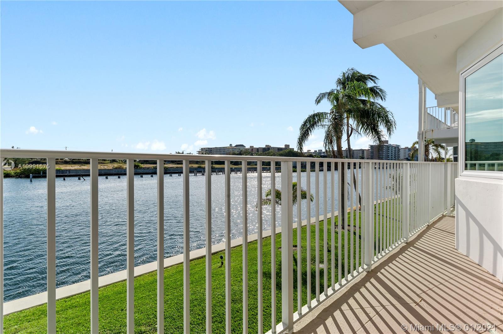 Deerfield Beach, FL 33441,1536 SE 15th Ct #208