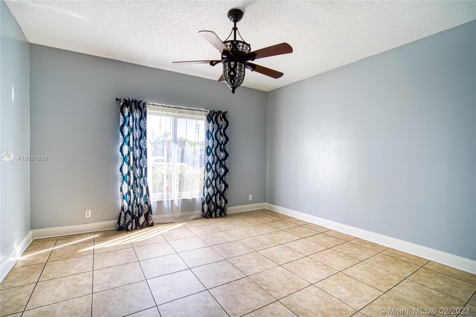 Miramar, FL 33025,2400 SW 82 Terrace