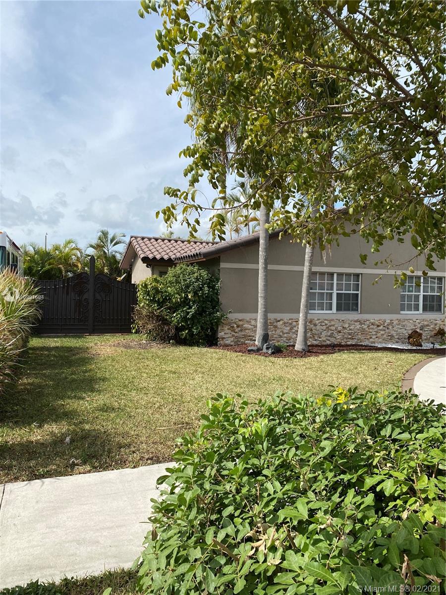 Miami, FL 33175,2450 SW 131st Pl