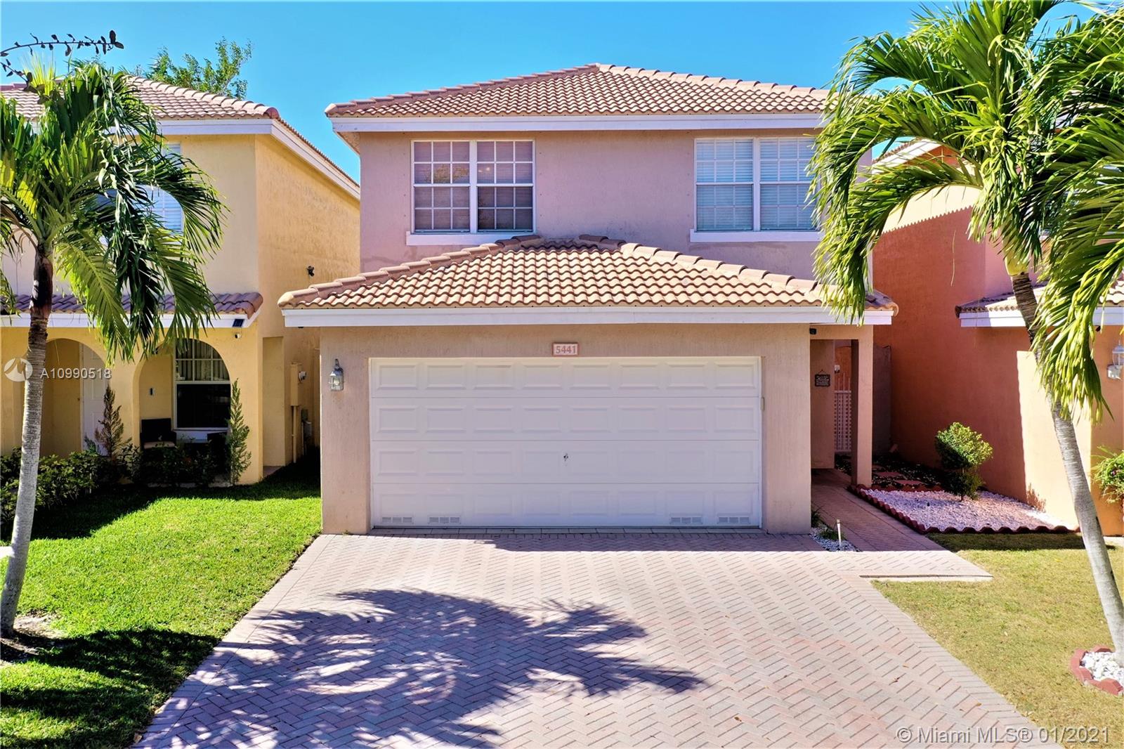 5441 NW 92nd Ave, Sunrise, FL 33351