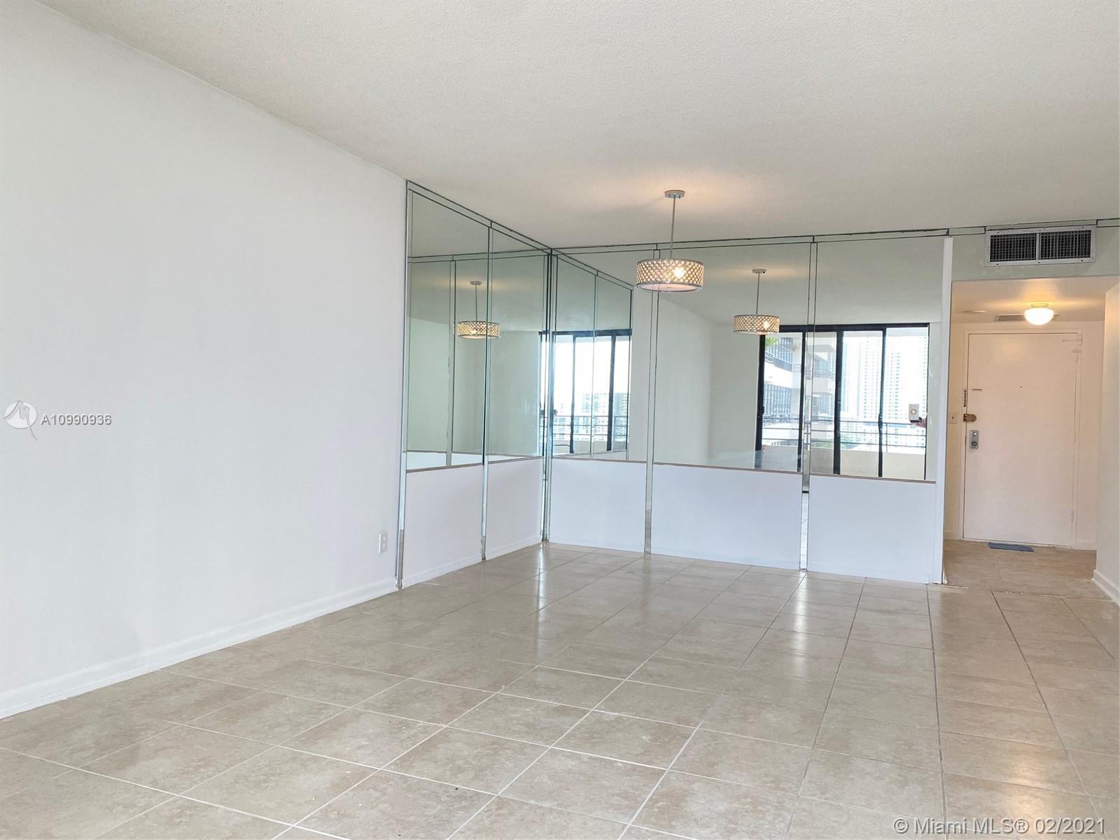 Hallandale Beach, FL 33009,500 Three Islands #801