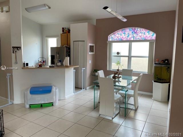 Homestead, FL 33033,989 NE 37th Pl