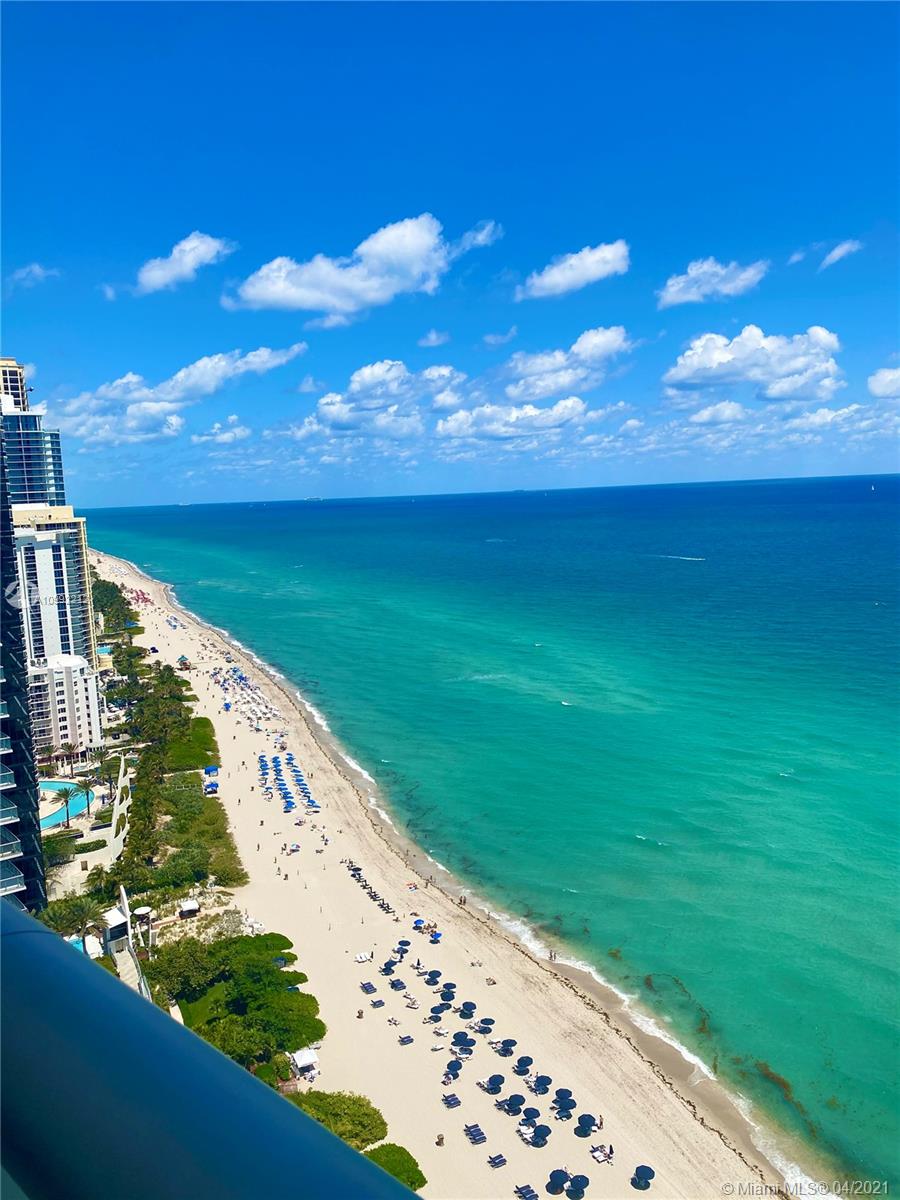 Sunny Isles Beach, FL 33160,17001 collins ave #2902