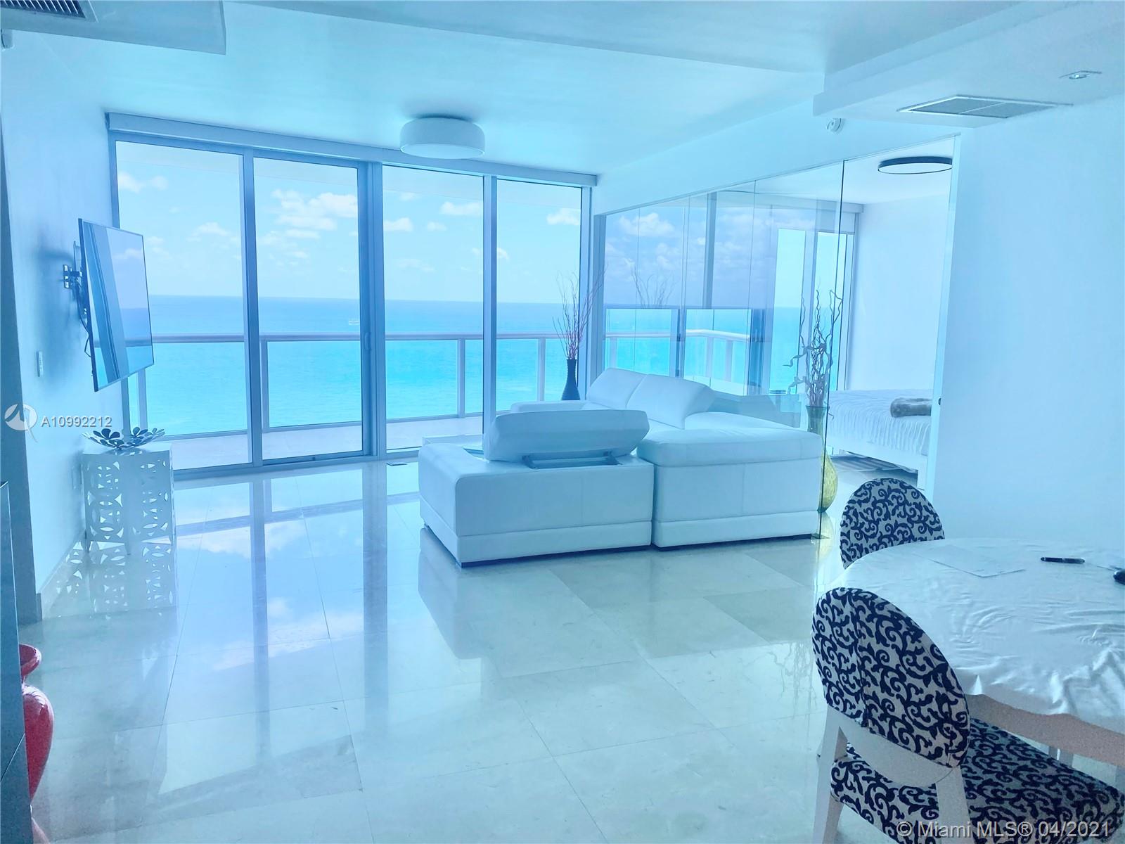 Sunny Isles Beach, FL 33160,17001 collins ave #2902