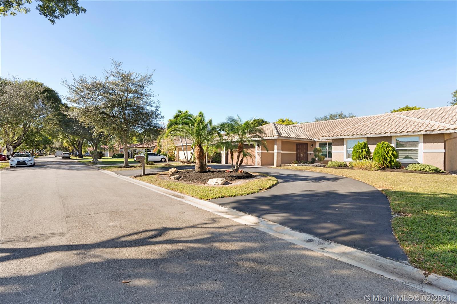 8433 NW 47th Dr,  Coral Springs,  FL 33067