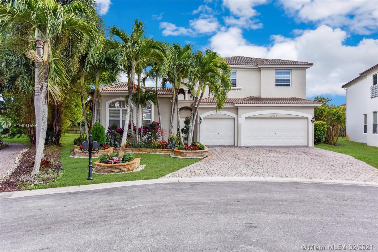 Miramar Homes for Sale 500,000+