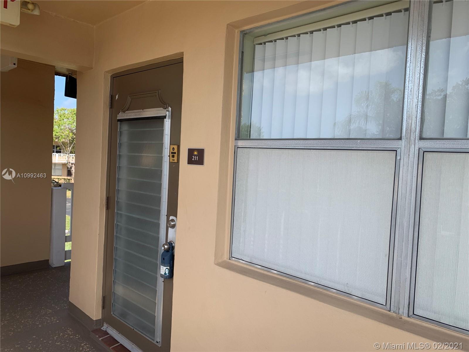 Sunrise, FL 33322,9061 Sunrise Lakes Blvd #211