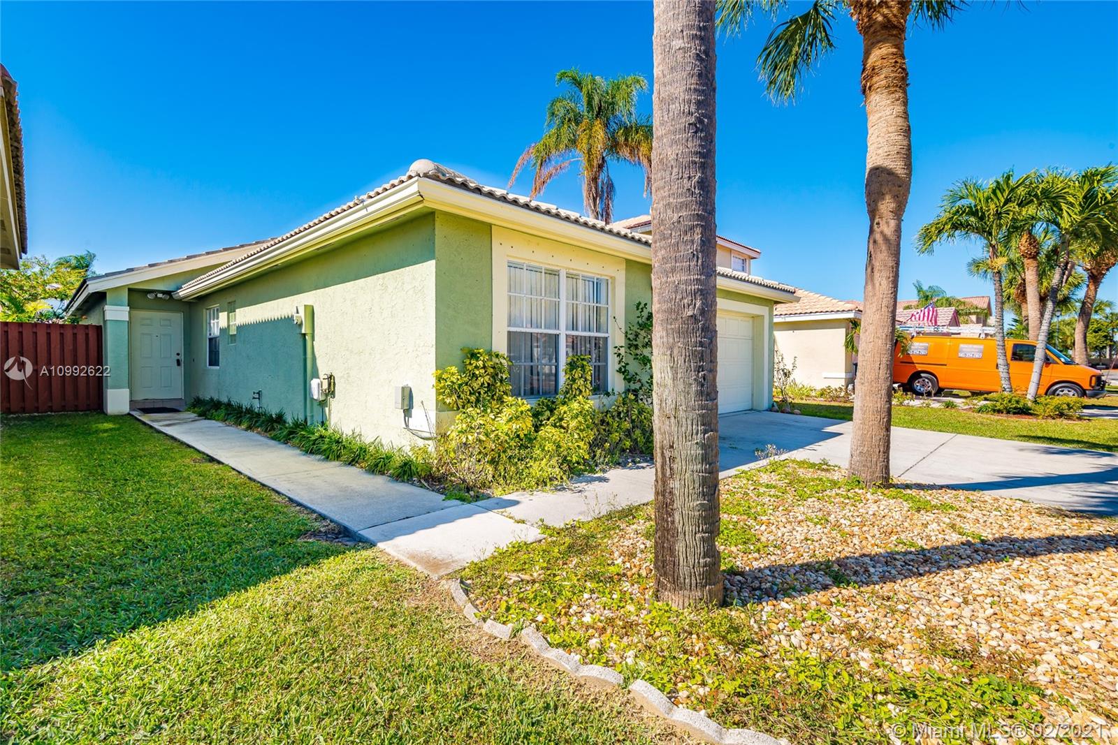 Boynton Beach, FL 33436,7063 Middlebury Dr