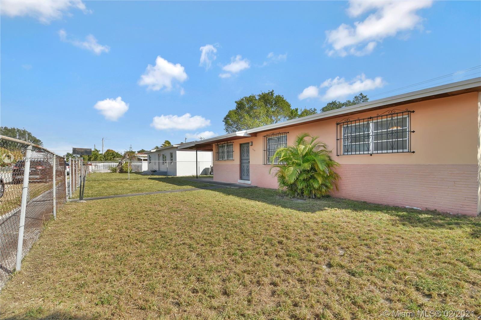 Hialeah, FL 33013,5135 E 9th Ln