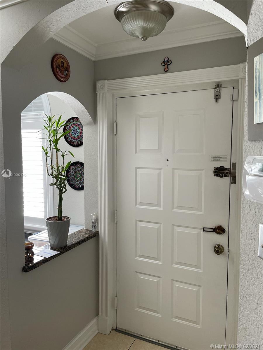 Miami, FL 33196,15780 SW 106th Ter #207