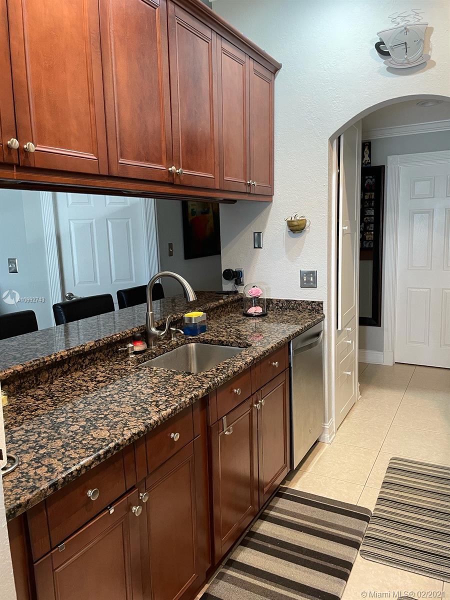 Miami, FL 33196,15780 SW 106th Ter #207