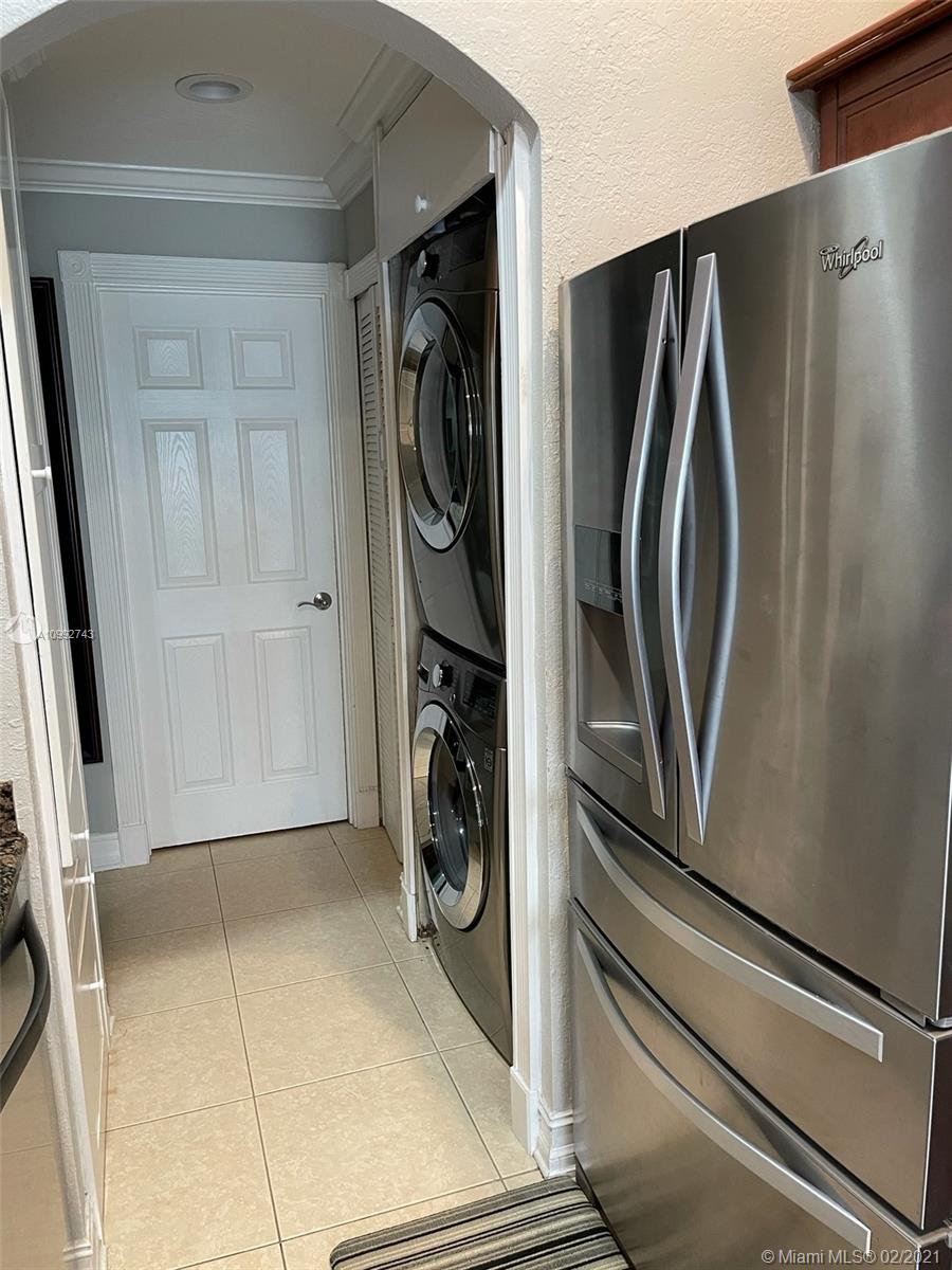 Miami, FL 33196,15780 SW 106th Ter #207