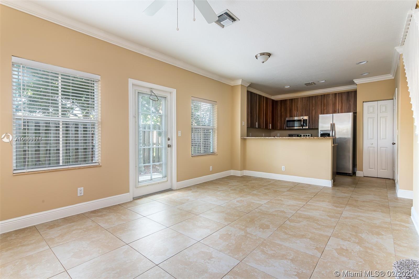 Pompano Beach, FL 33060,422 NE 1st Ave #422