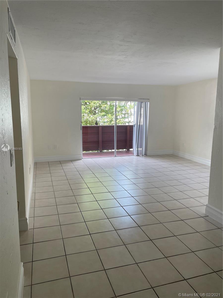 Coral Gables, FL 33146,1205 Mariposa Ave #327