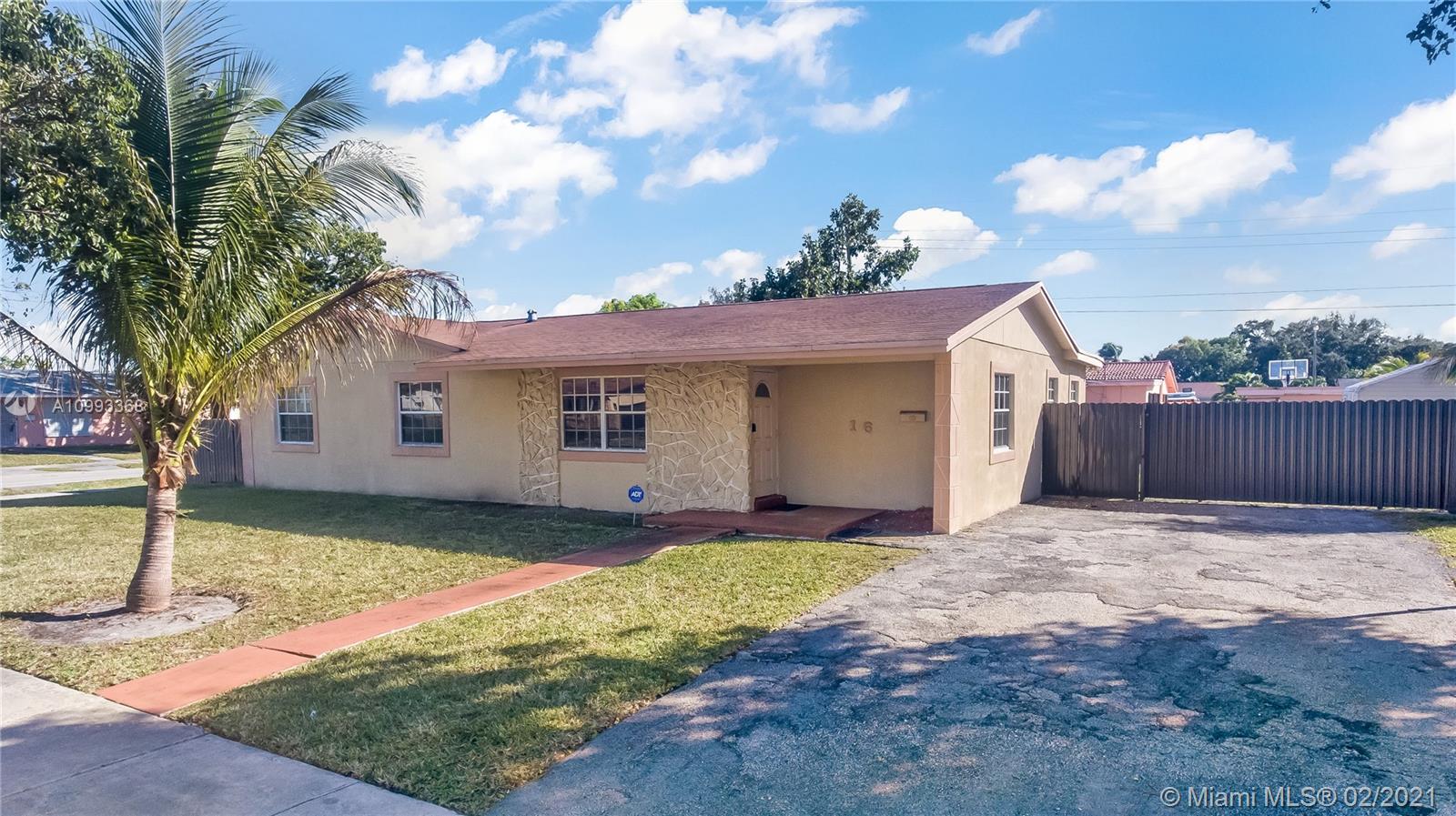 16 NW 207th St,  Miami Gardens,  FL 33169