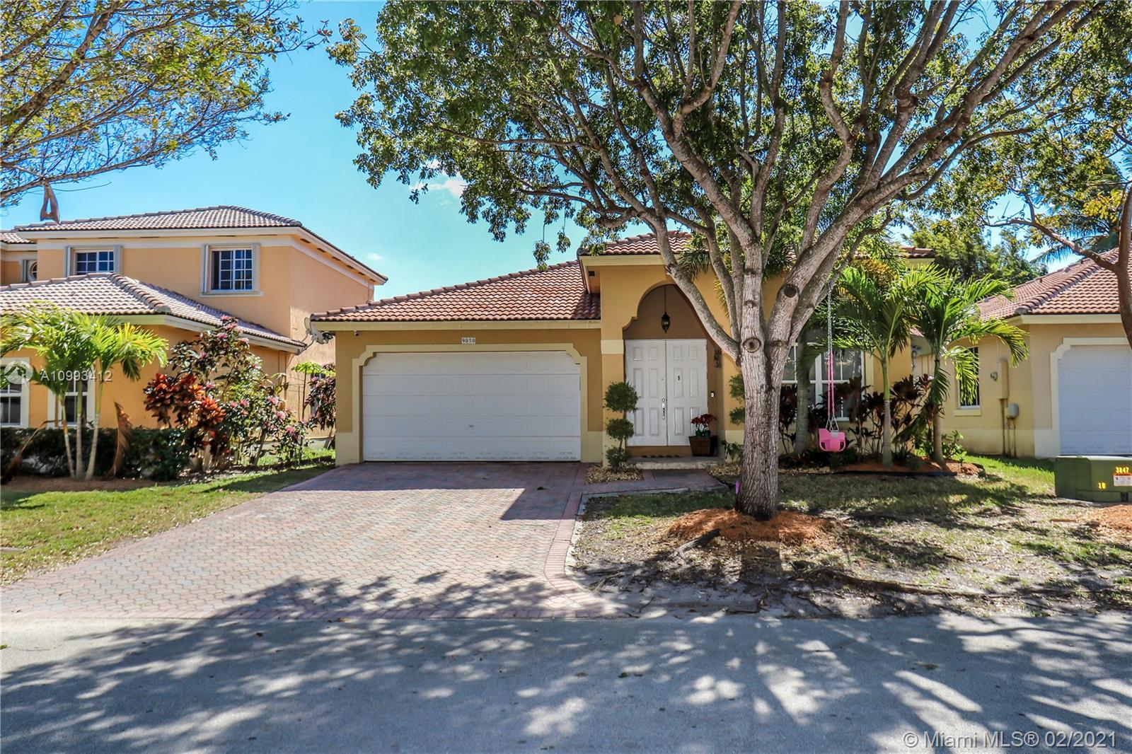 Palmetto Bay, FL 33157,9050 SW 162nd St