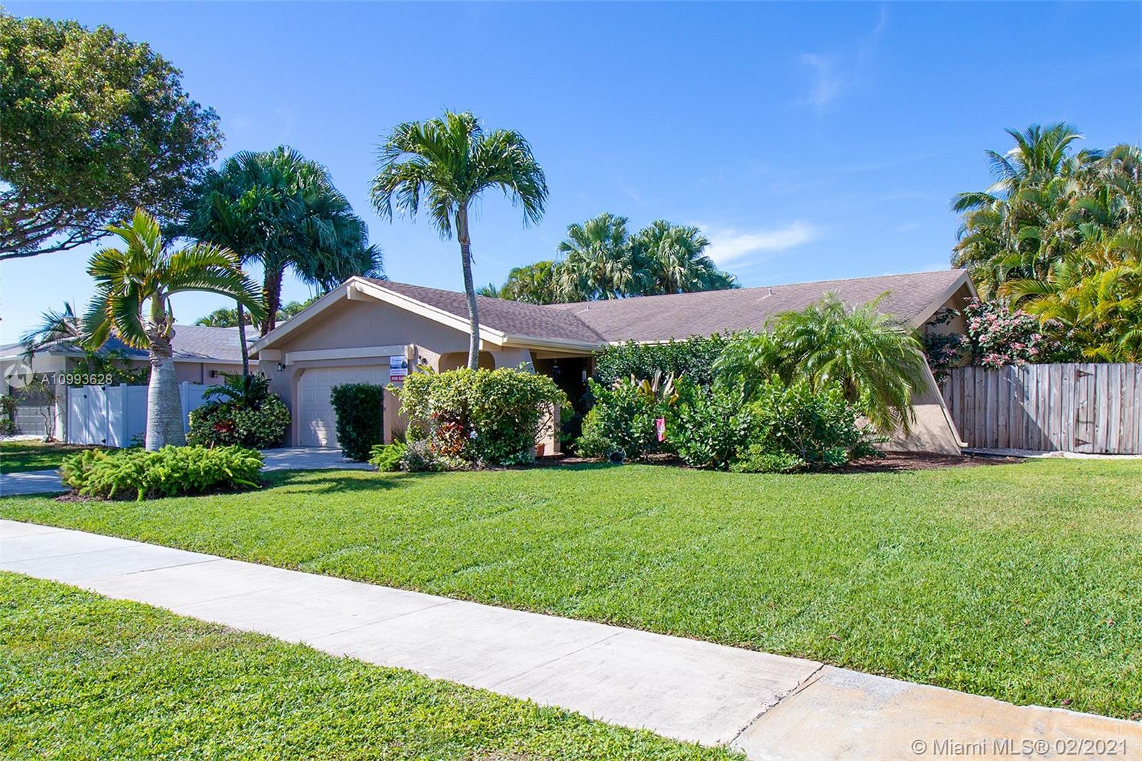 Boca Raton, FL 33487,17751 Briar Patch Trl