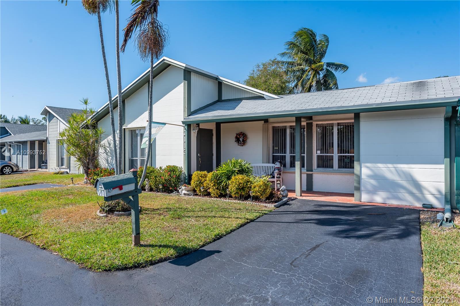 Davie, FL 33317,2113 SW 72nd Ave #2113