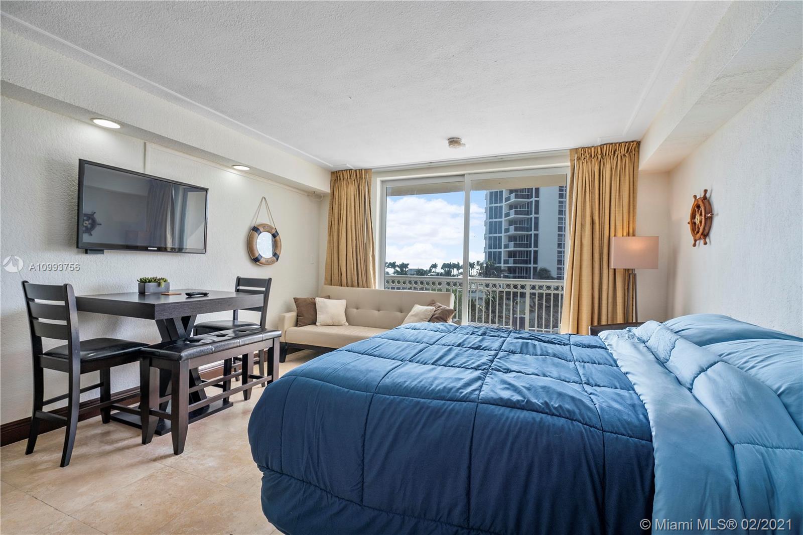 Sunny Isles Beach, FL 33160,19201 Collins Ave #209