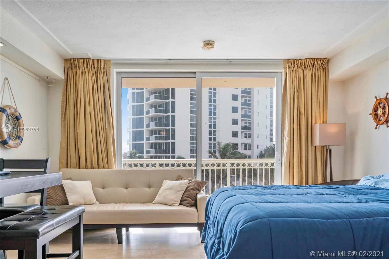 Sunny Isles Beach, FL 33160,19201 Collins Ave #209