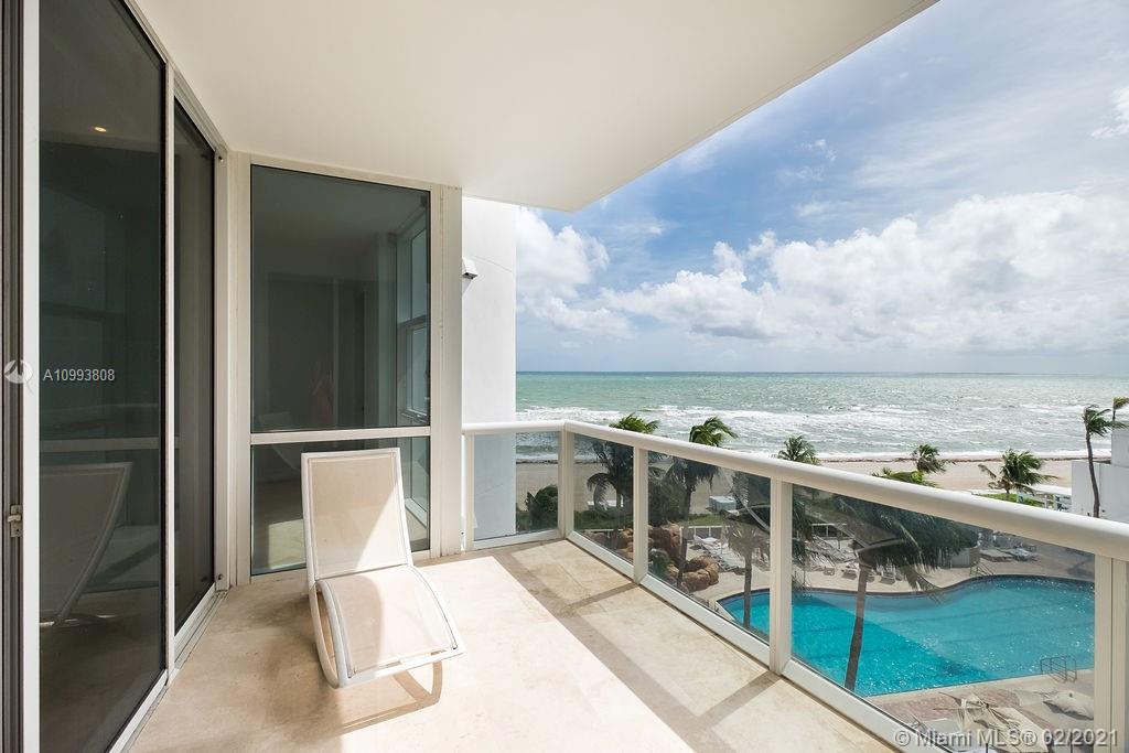 Sunny Isles Beach, FL 33160,18101 Collins Ave #704