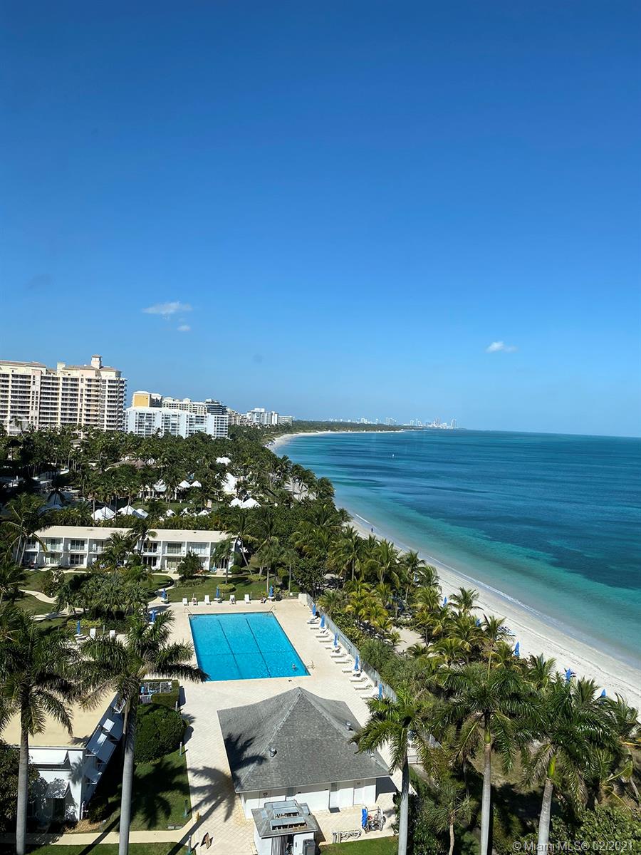 Key Biscayne, FL 33149,600 Grapetree Dr #11BN