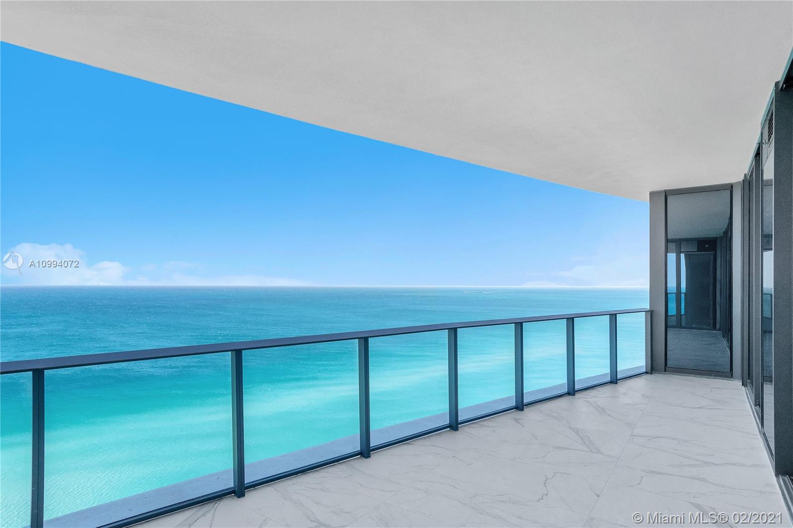 Sunny Isles Beach, FL 33160,15701 Collins Ave #1704