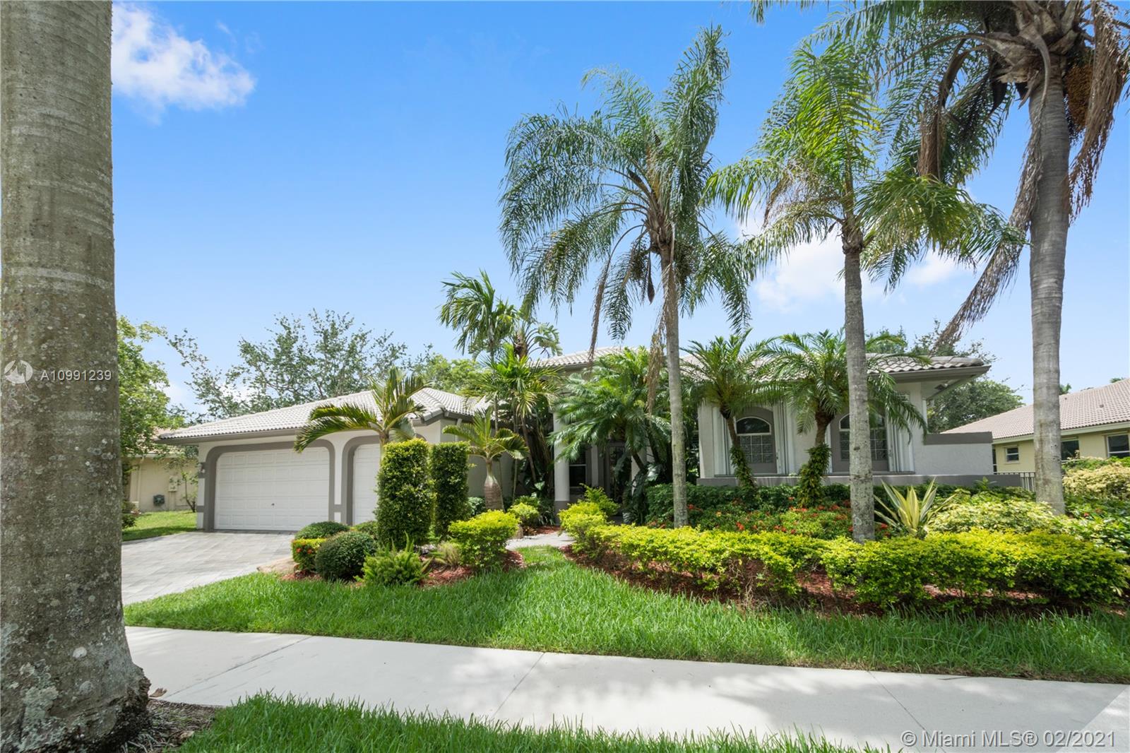 Weston, FL 33327,2536 Eagle Run Dr