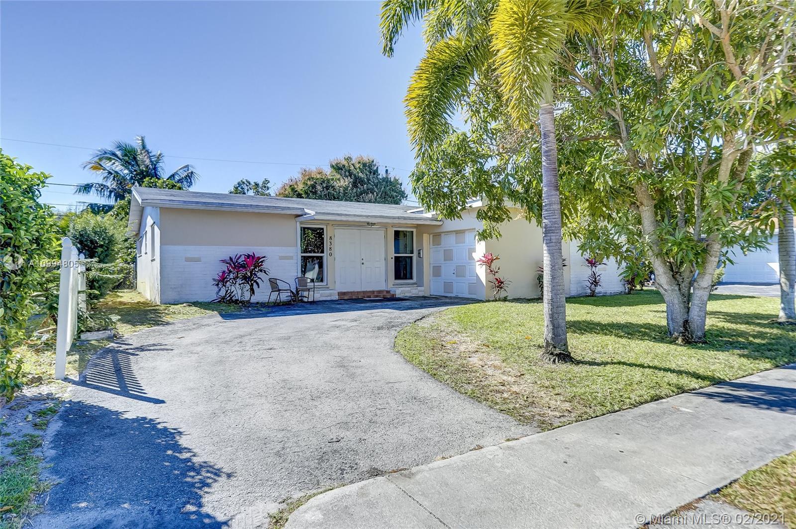 8380 NW 26th Pl, Sunrise, FL 33322