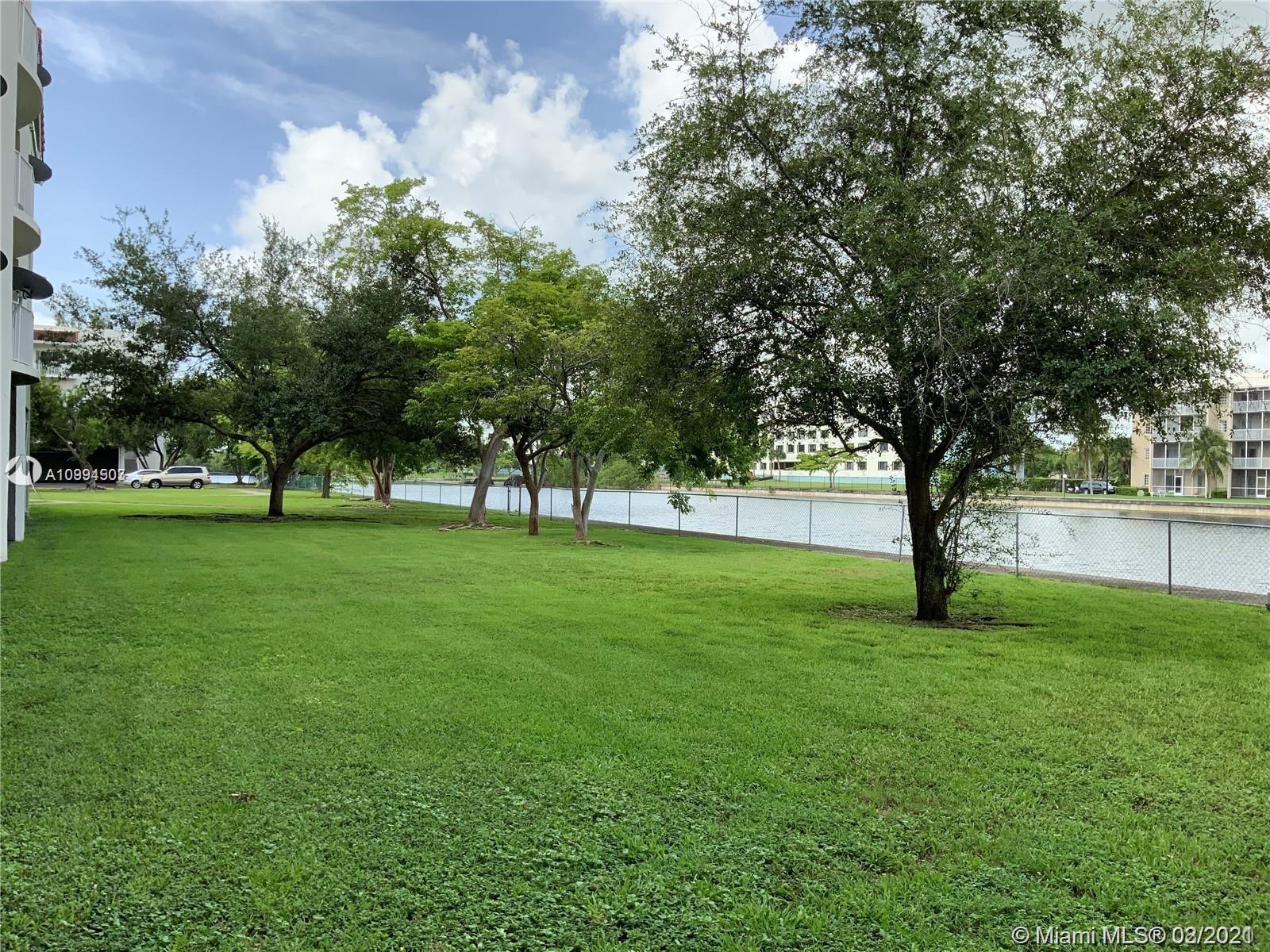 Cutler Bay, FL 33189,8260 SW 210th St #210