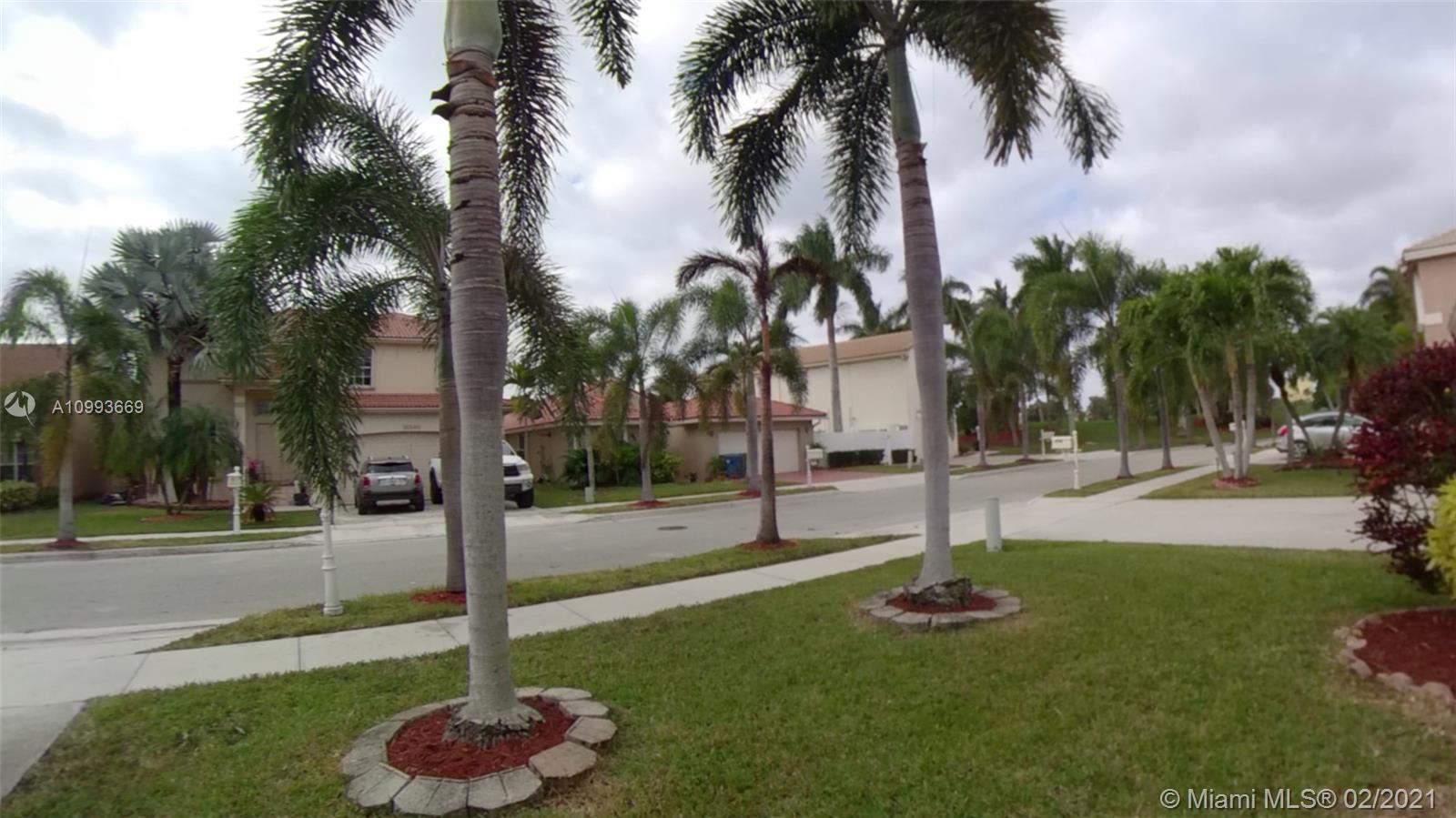 Weston, FL 33326,16061 La Costa Dr