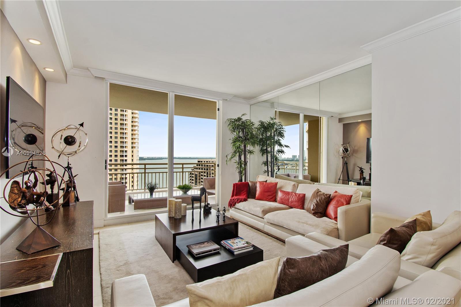 Miami, FL 33131,888 Brickell Key Dr #1907