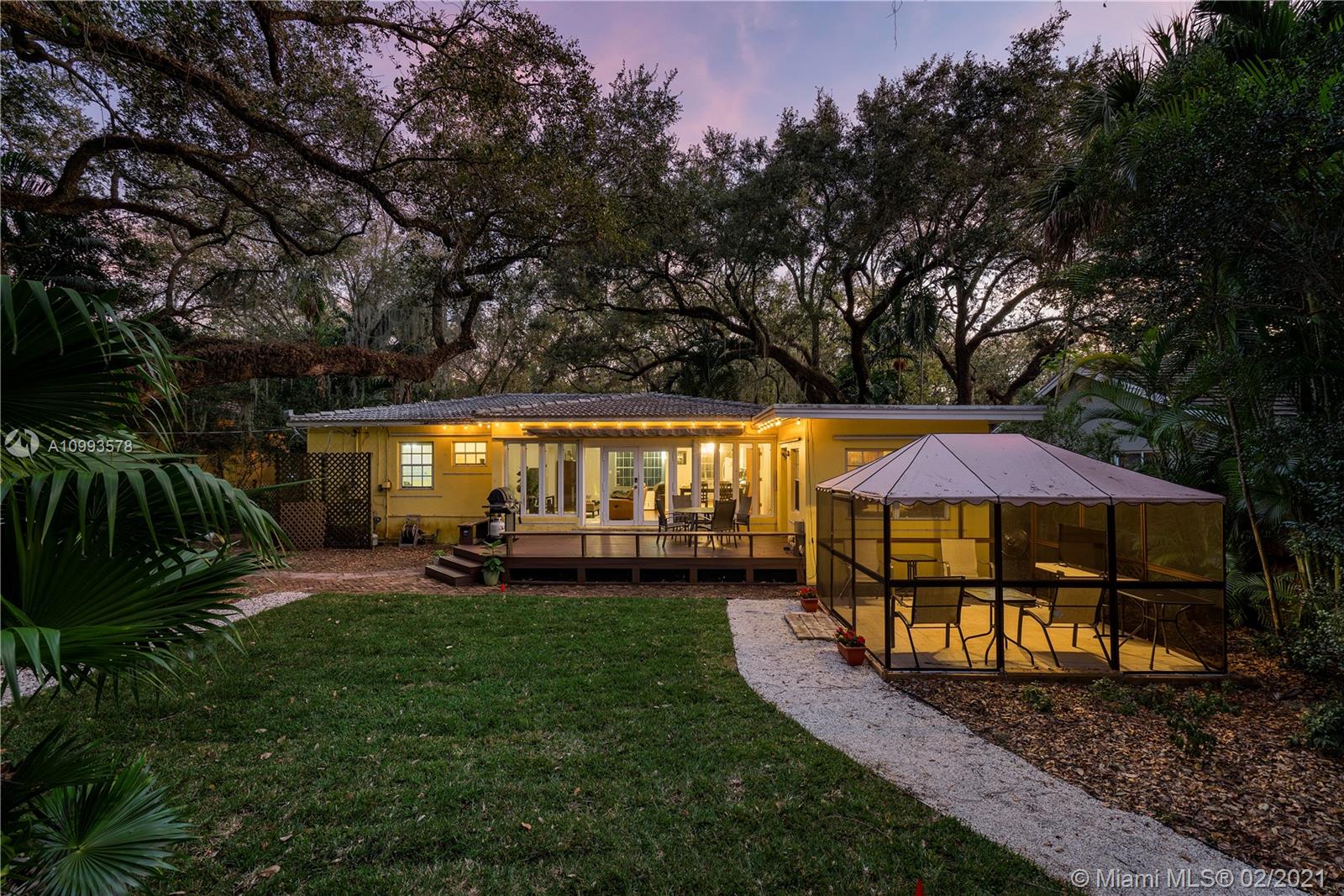 El Portal, FL 33138,265 NE 87th St