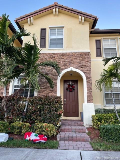 Cutler Bay, FL 33190,9105 SW 227th St #6