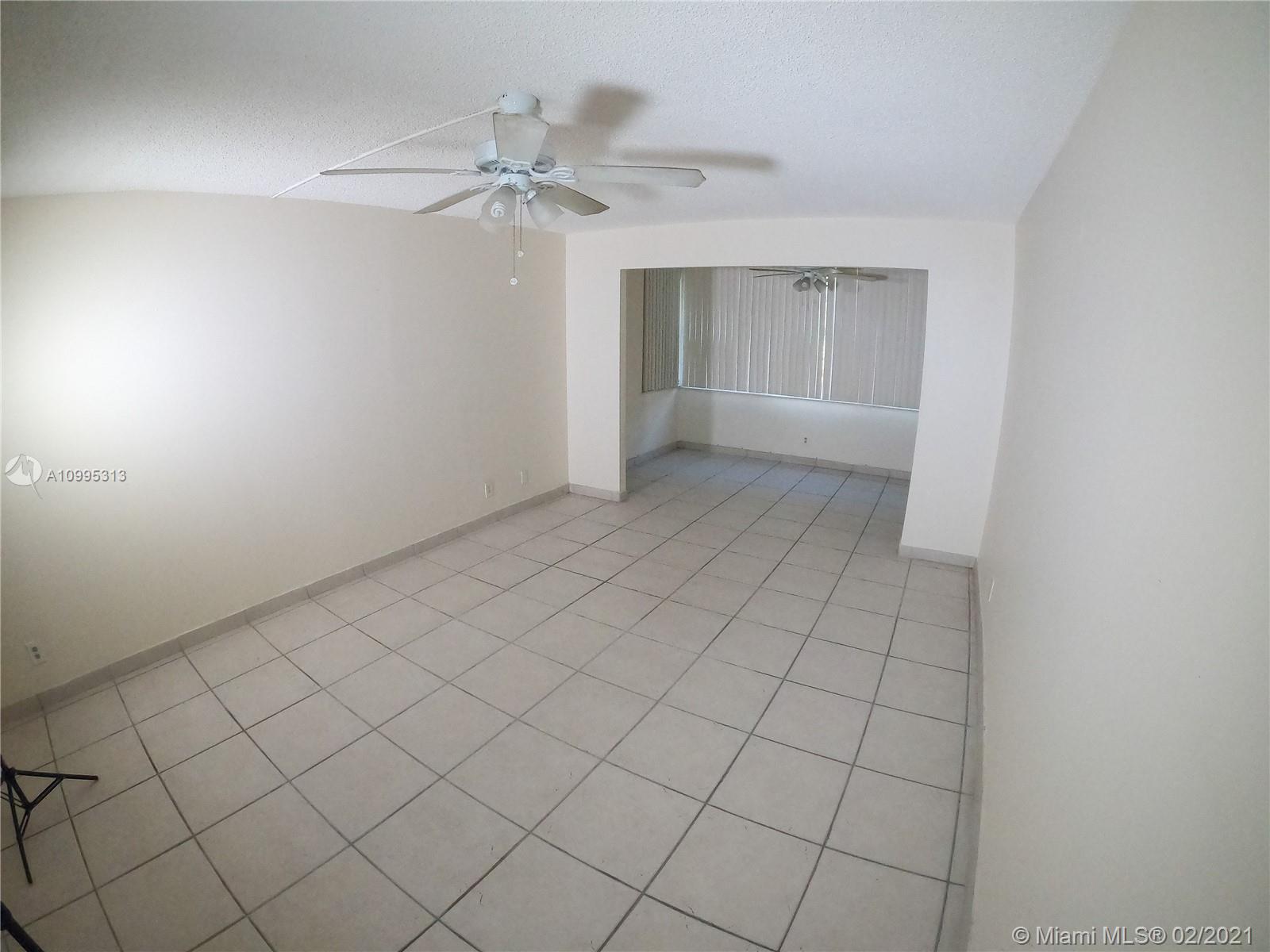 Plantation, FL 33317,6700 Cypress Rd #101