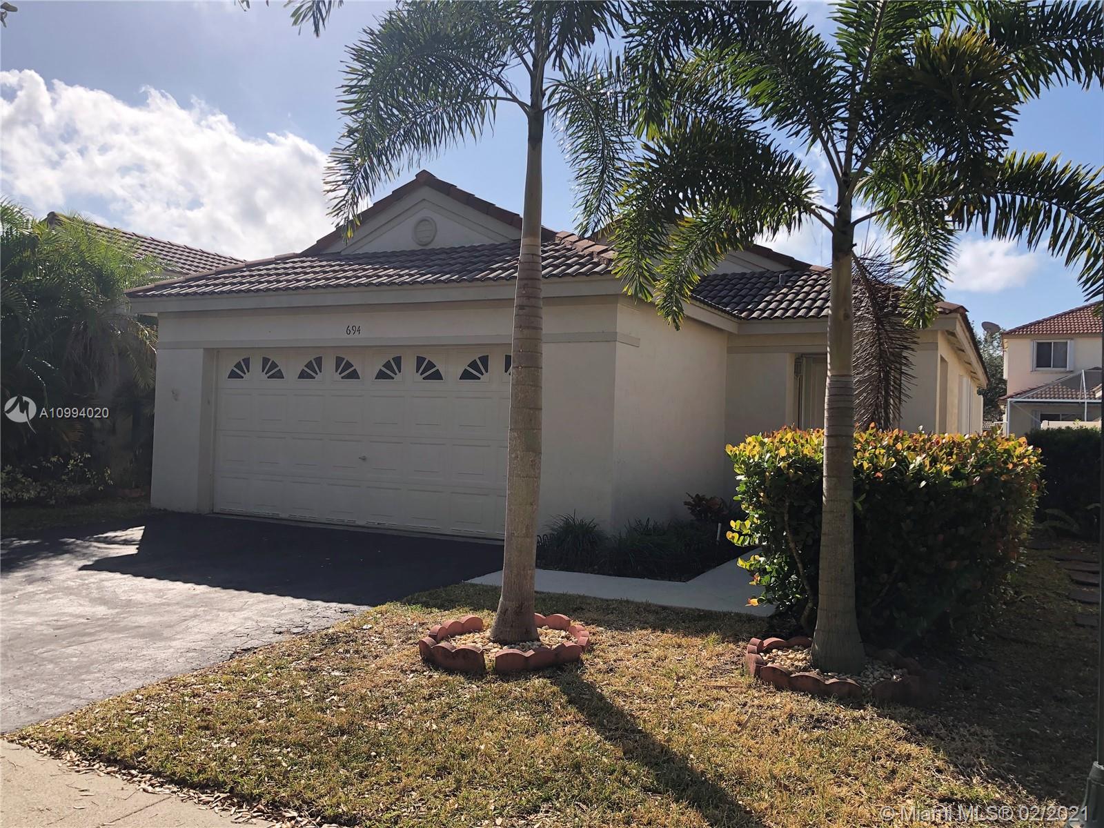 694 San Remo Dr, Weston, FL 33326